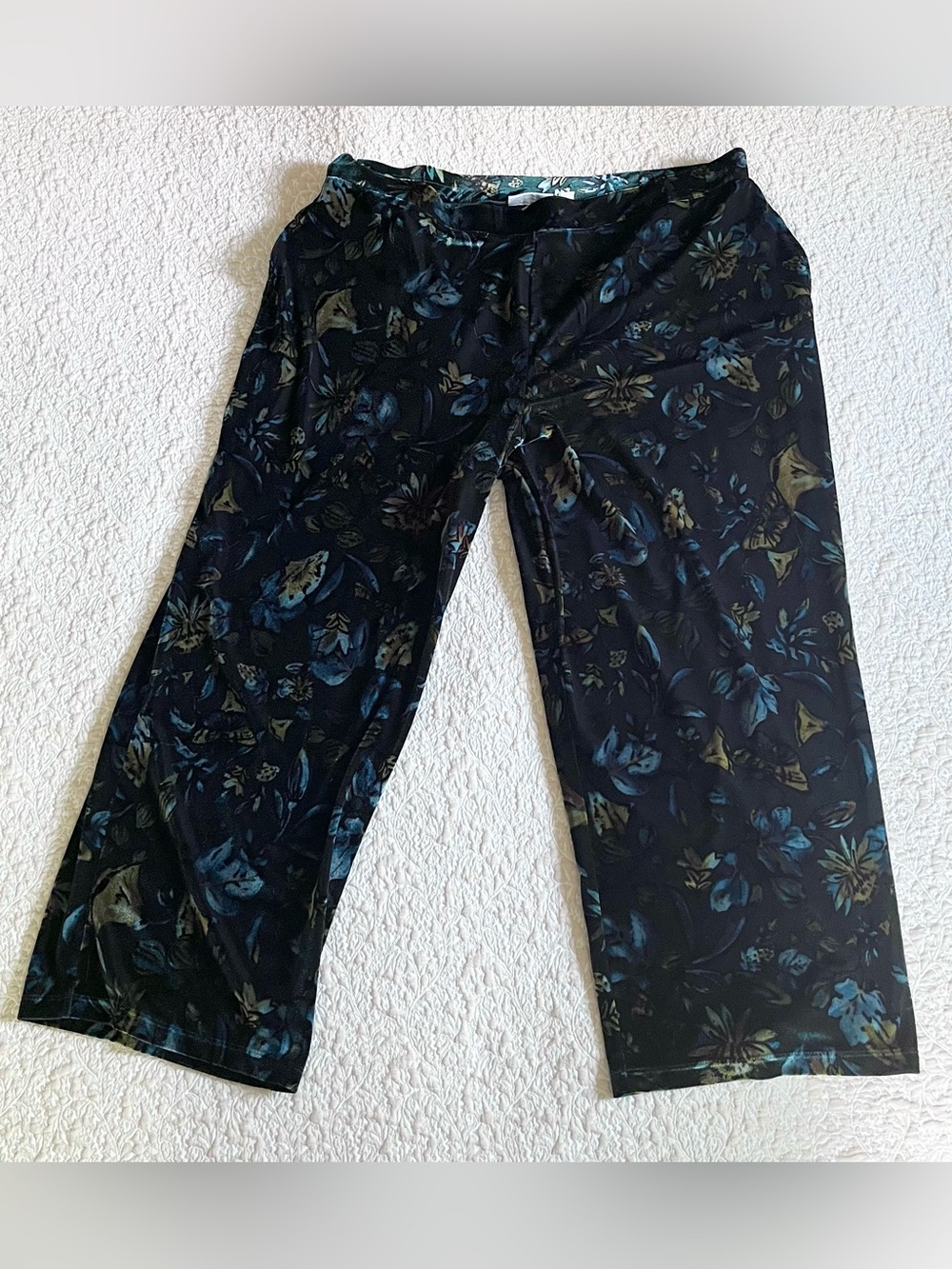 Susan Graver Velvet Floral Wide Leg Pants